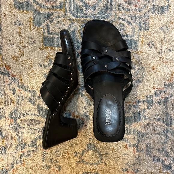 Rinaldi Sandals - Picture 1 of 4